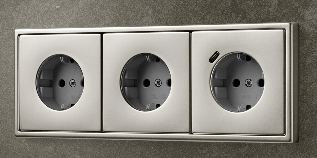 SCHUKO® Steckdosen mit USB bei Schenker Elektrotechnik Inh. Mustafa Sen in Hanau
