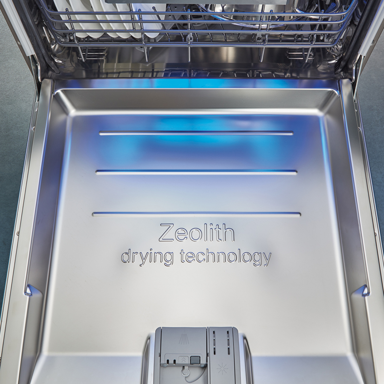 Zeolith Trocknen – Für glänzende Spülergebnisse bei Schenker Elektrotechnik Inh. Mustafa Sen in Hanau